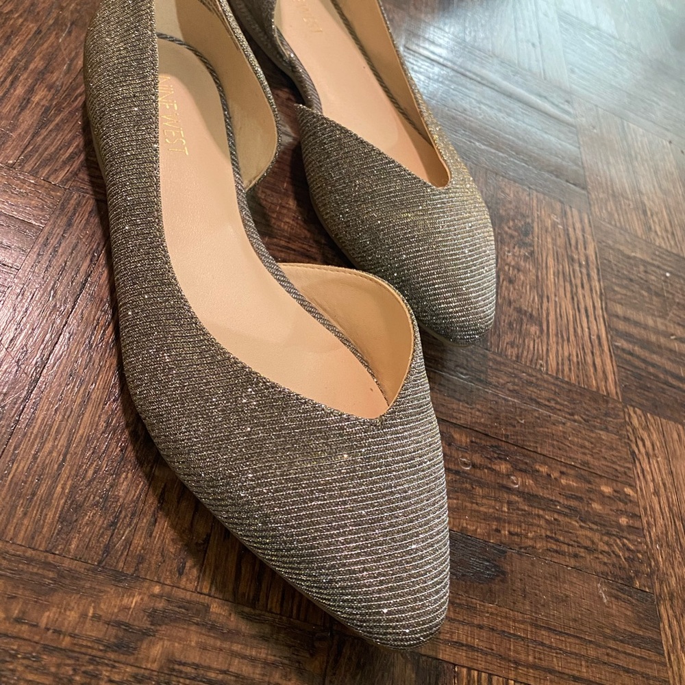 Nine West Sparkle Flat